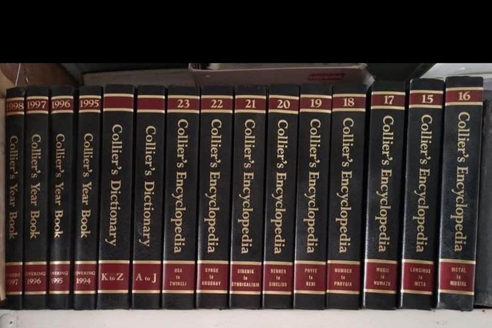 29 livros Colliers Encyclopedia