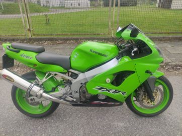 Kawasaki zx9r 2001