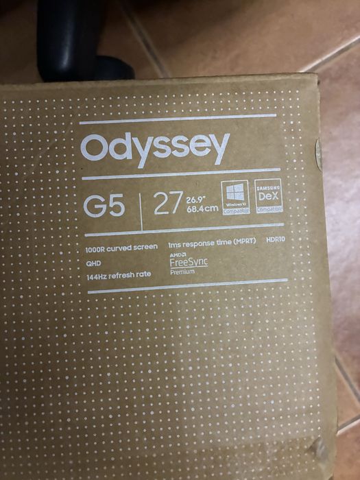Samsung Odyssey G5 27”