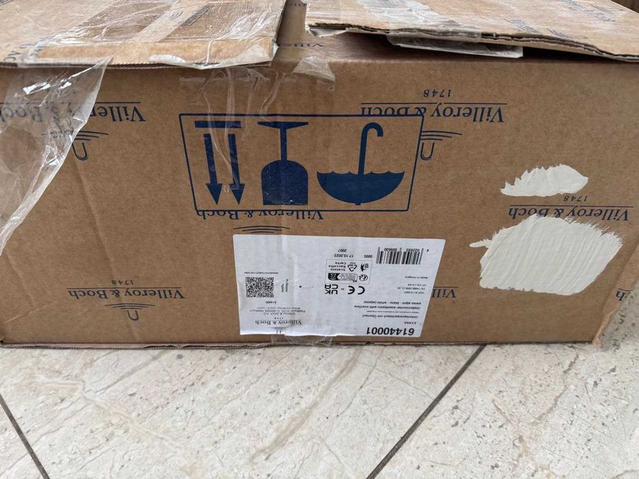 Раковина Villeroy&Boch Evana 61440001 розмір 67,5 х 47,5см