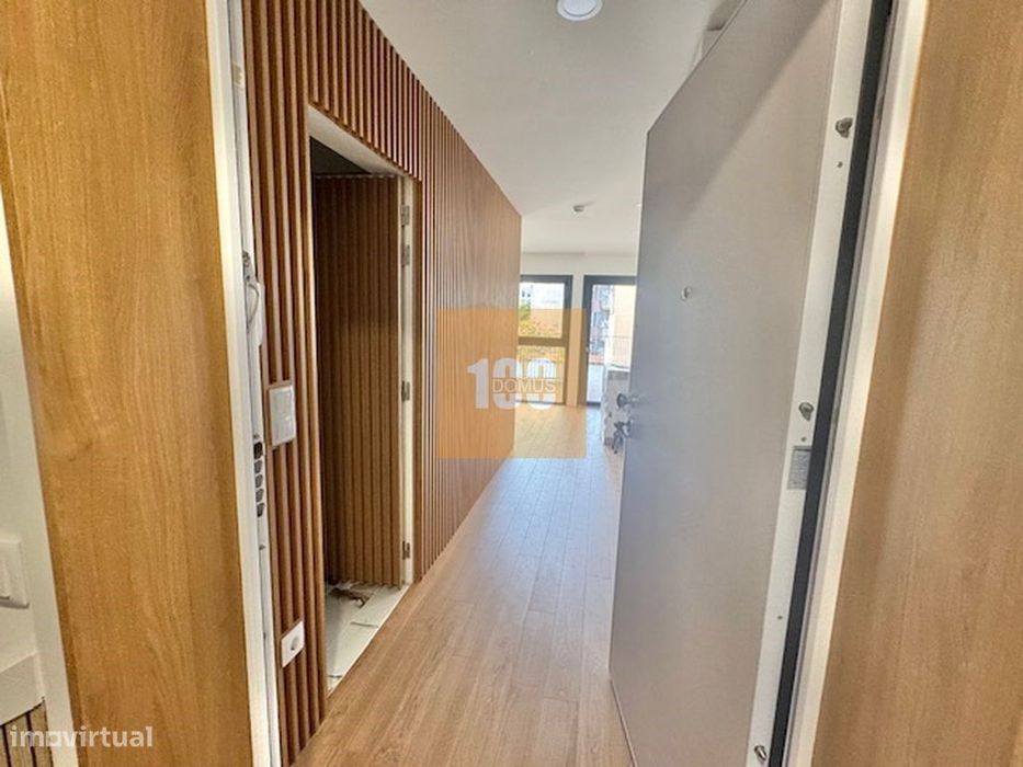 T0+1 novo com terraço - Firmeza Dourada