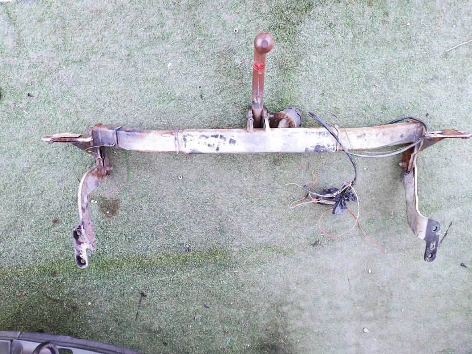 Engate de reboque citroen C4 Picasso de 2009