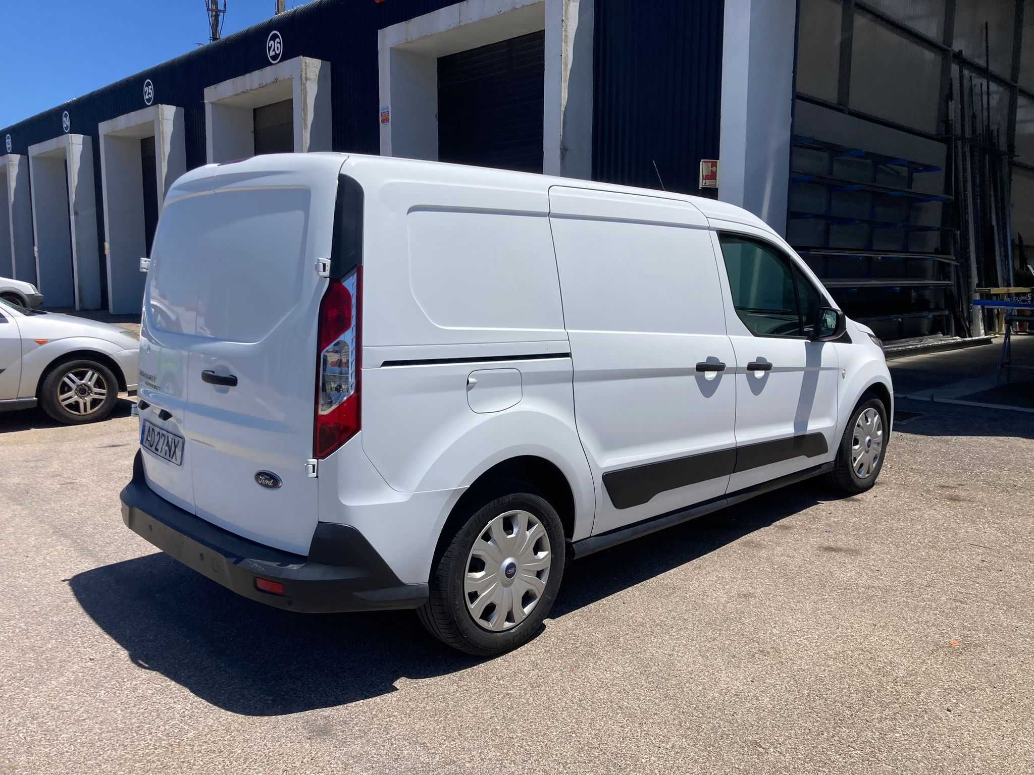 FORD TRANSIT CONNECT 1.5 (IVA DEDUTÍVEL)