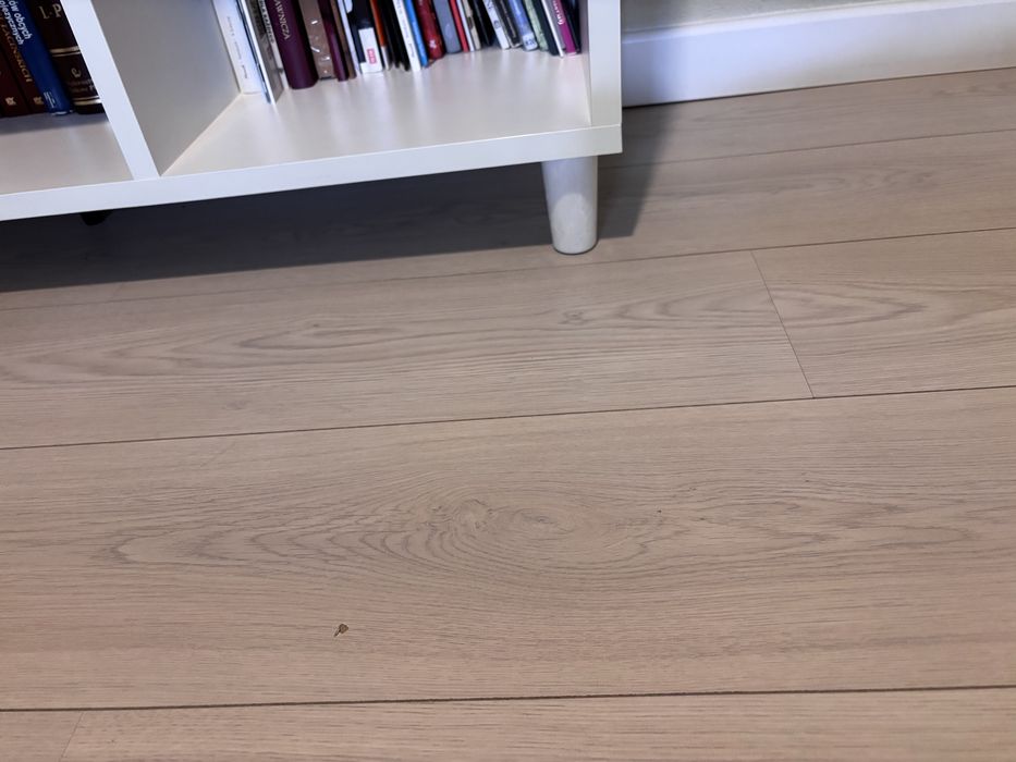 Regał na kaiążki Vox