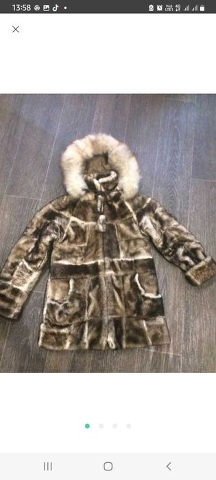 Шубка натуральная для девочки 8-10 лет