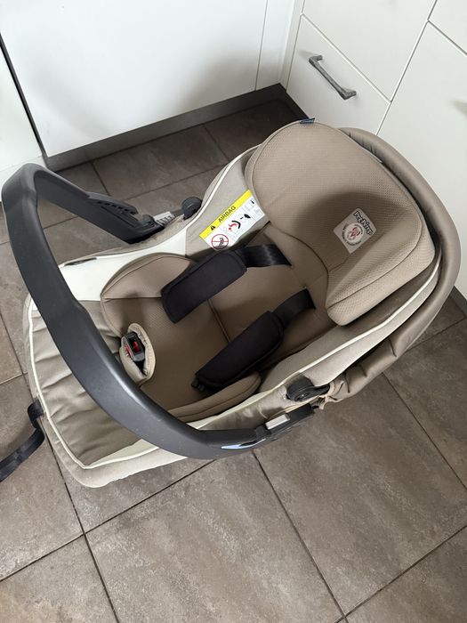 Продам дитяче автокрісло Peg Perego Primo Viaggio SL