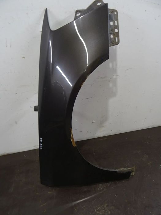 VW PASSAT B6 SEDAN 1.9 BKC BŁOTNIK PRAWY PRZÓD PRZEDNI