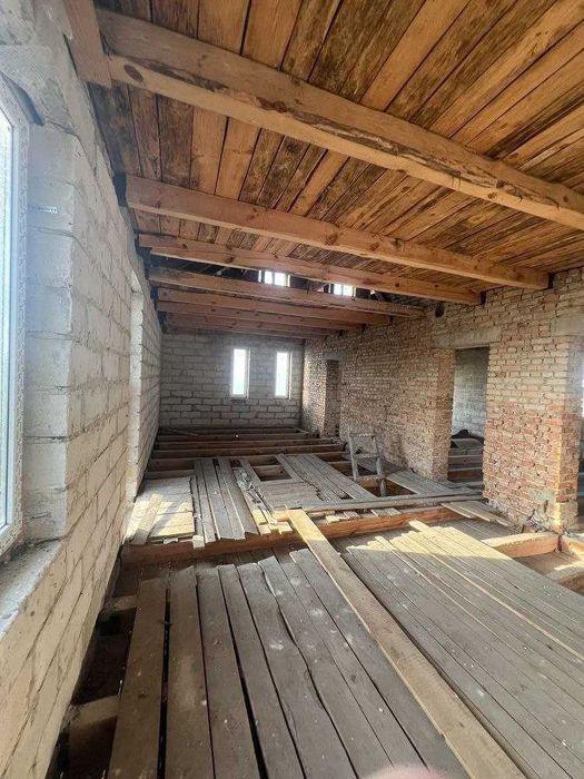 Будинок в Городку біля річки Устя