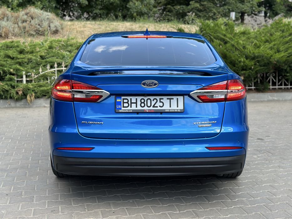 Ford fusion titanium  hybrid 2019
