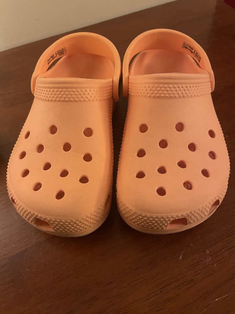 Klapki dziecięce Crocs c12