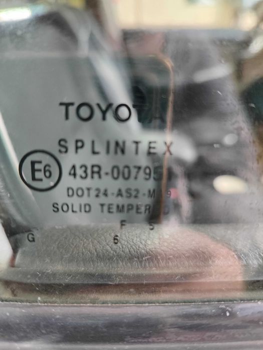 Продам toyota corolla 2005 года дизель робот