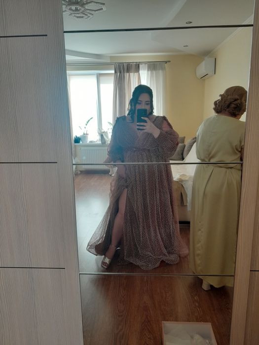 Вечірня сукня коричневого кольору 52 розмір