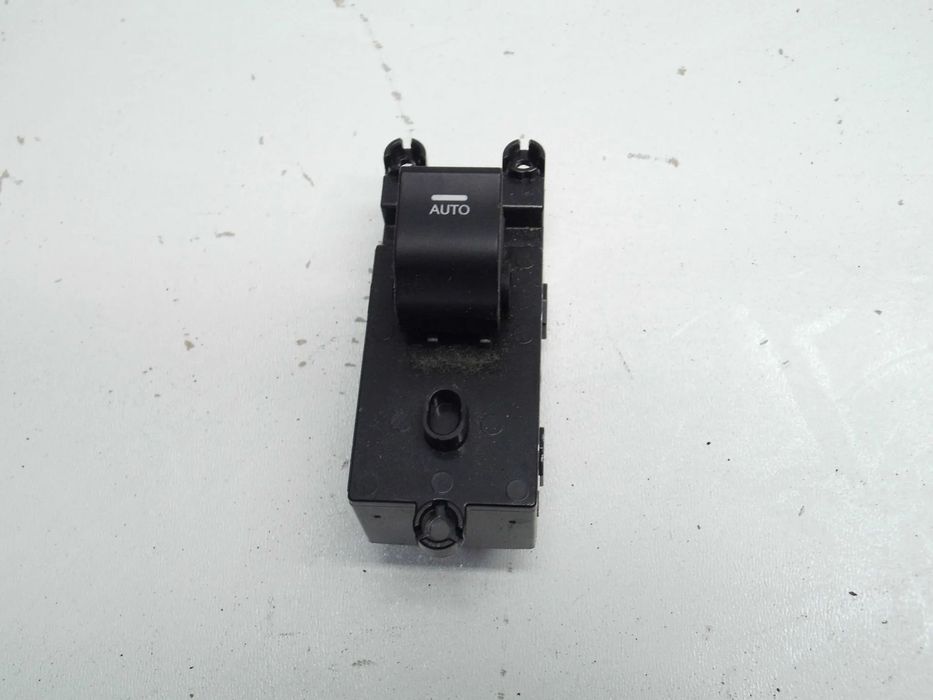 WŁĄCZNIK PRZEŁĄCZNIK OPUSZCZANIA SZYBY HYUNDAI I40 LIFT PRAWY LEWY TYLNY ORYGINAŁ