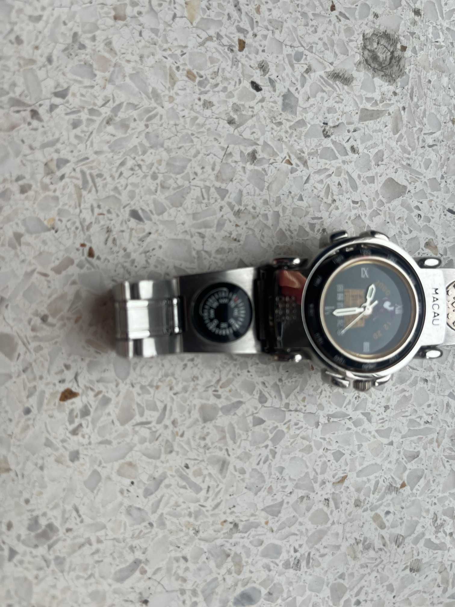 zegarek MACU 2000