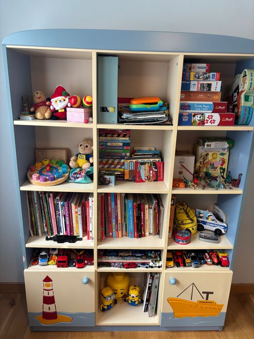 Meble dziecięce Meblik (szafa, regał, skrzynia, półki) + łóżko IKEA