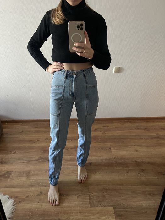 Світлі жіночі джинси