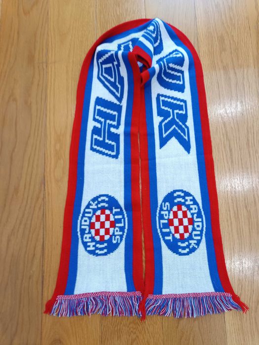 Cachecol em lã - antigo - Hadjuk Split Cx01