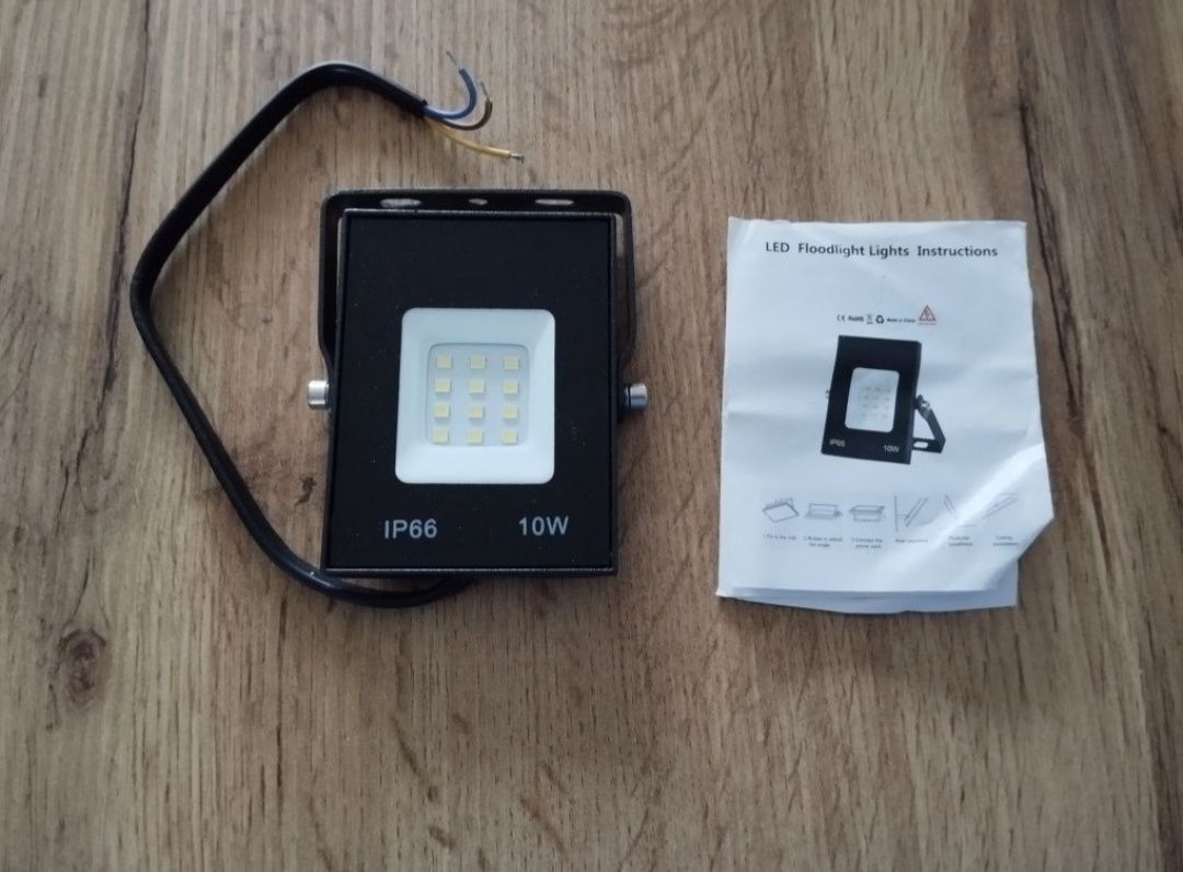 Mini reflektor zewnętrzny LED 10W