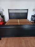 Cama ikea cor preta modelo hemnes com estrados incluídos