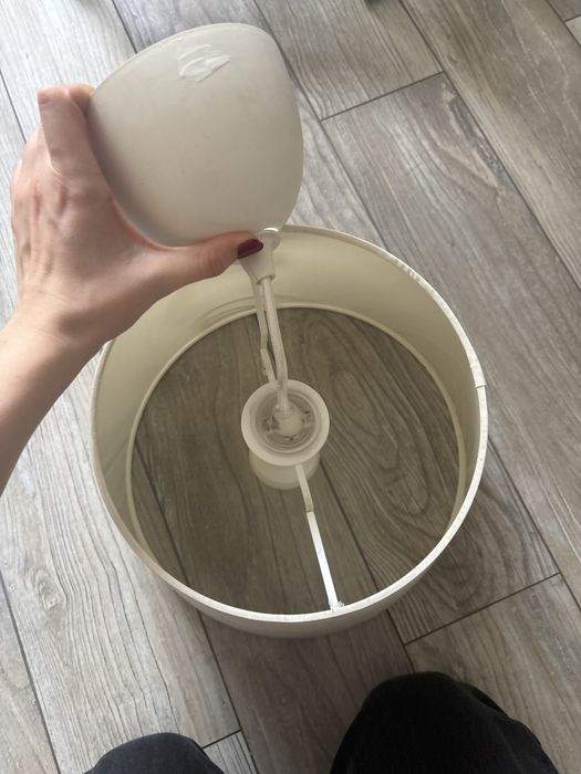 Lampa biała ikea