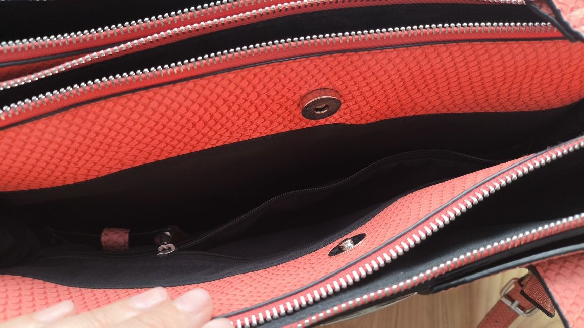 Torba na laptopa Parfois