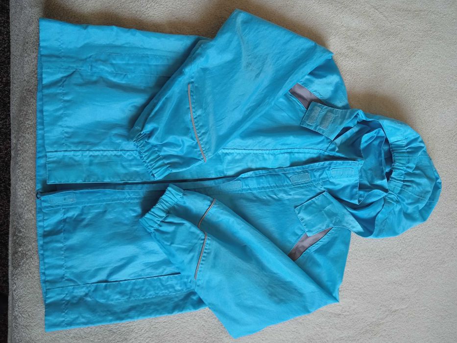 Kurtka wiatrówka dla chłopczyka