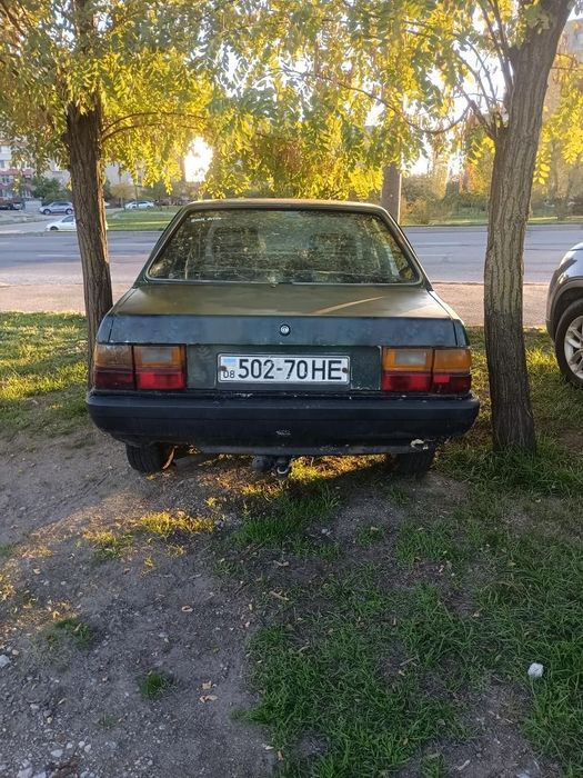Продам Ауді 80 авто просте та надійне.