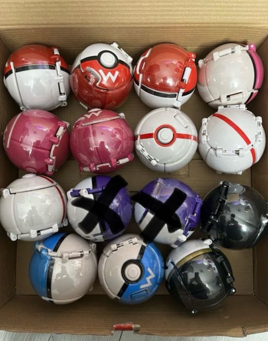 Duzy automatyczny Pokeball