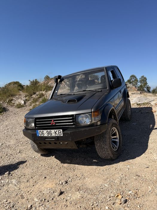 Mitsubishi Pajero GLS