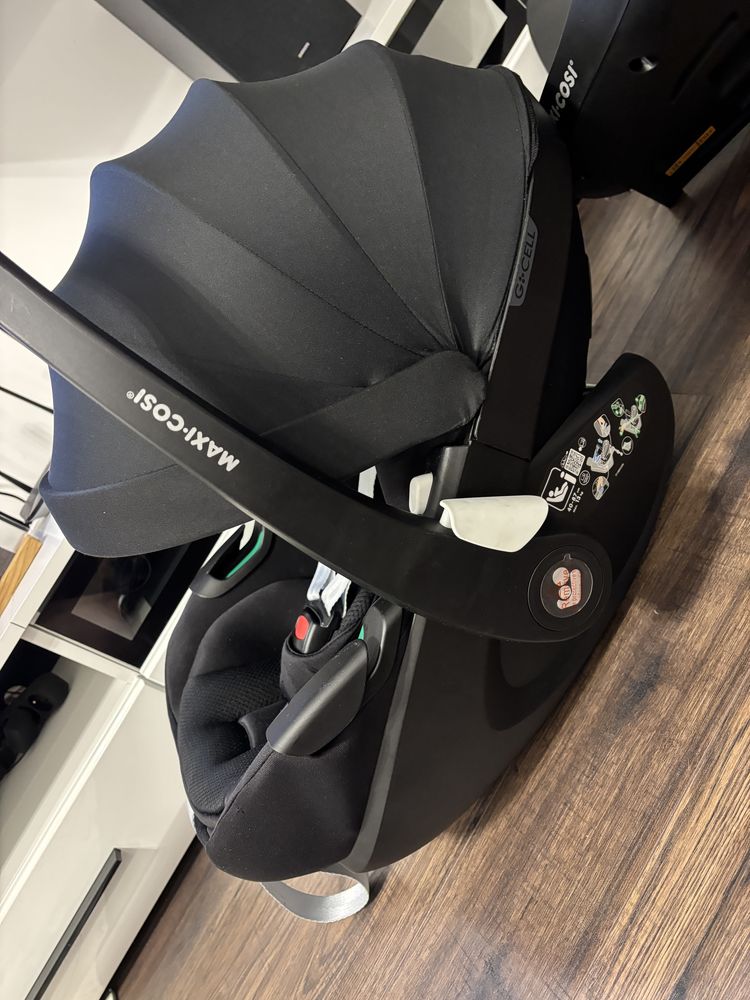 Fotelik Maxi Cosi Pebble 360 Pro + Baza Familyfix 360 Pro