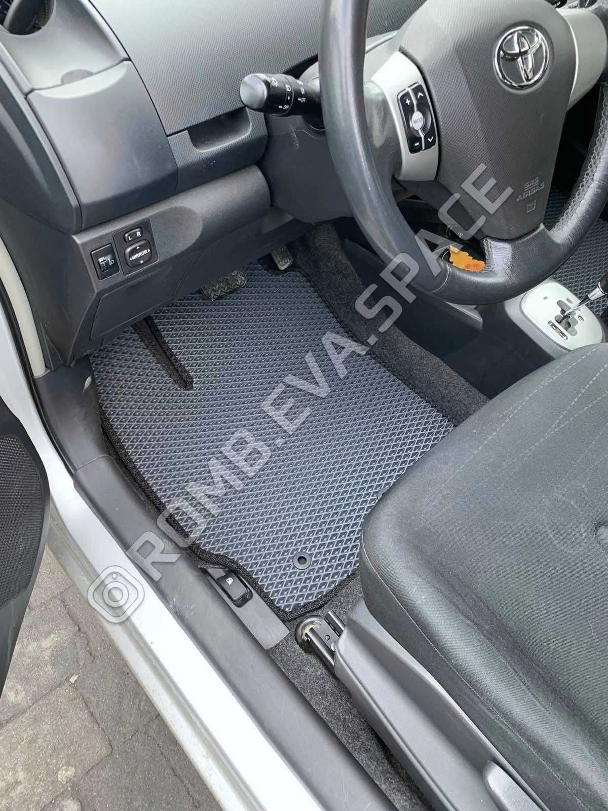 Авто килимки EVA Toyota Camry Land Cruzer 200 Avensis Prado 120 150