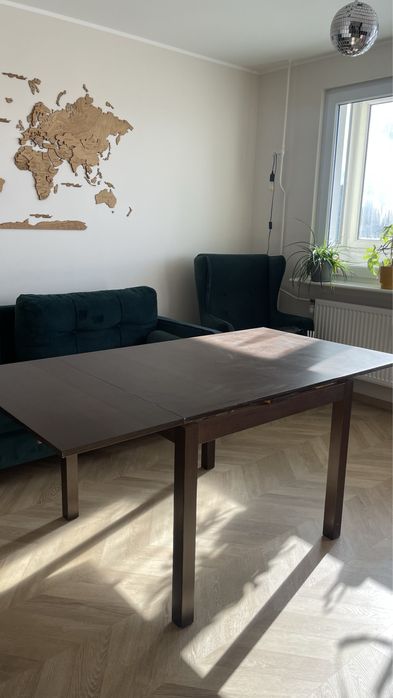 Stół rozkladany drewniany brązowy bjurst ikea