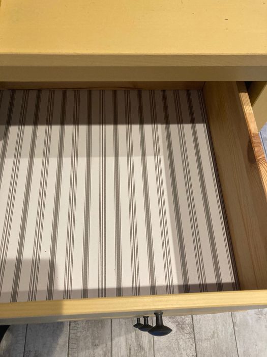 Komoda Hemnes żółta ikea