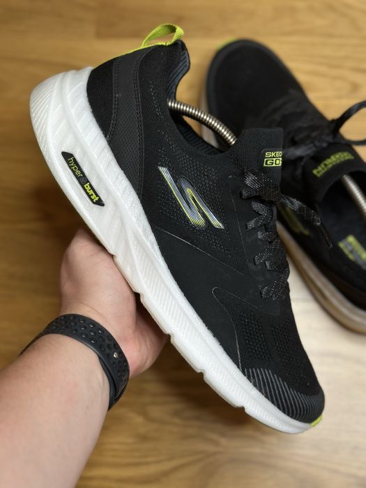 кросівки для бігу Sneakers Go Run Hyper Burst Running  Розмір 45 29.5