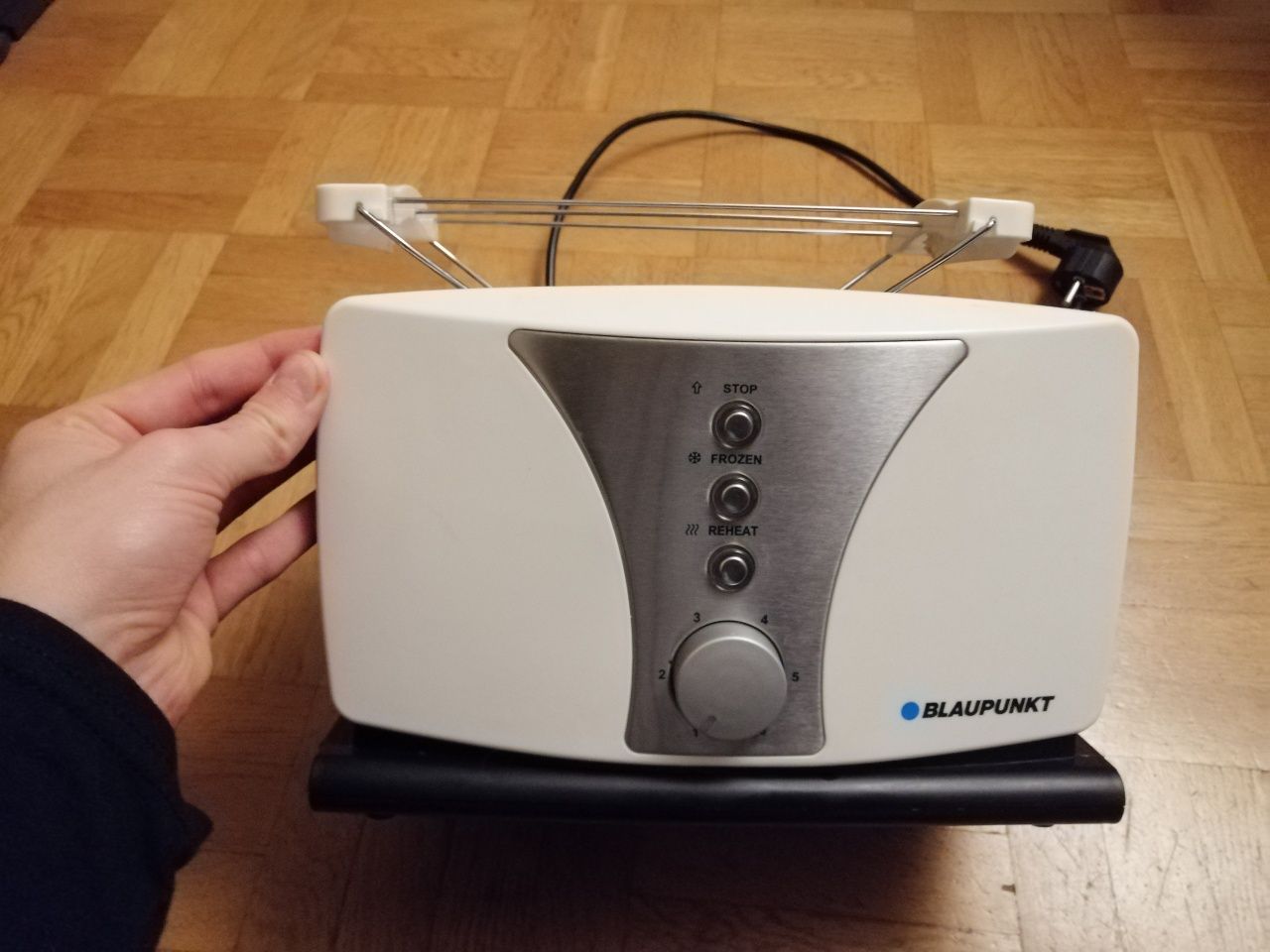 Toster Blaupunkt model TSP601