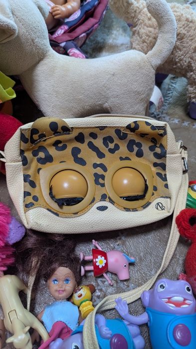 Іграшки одним лотом