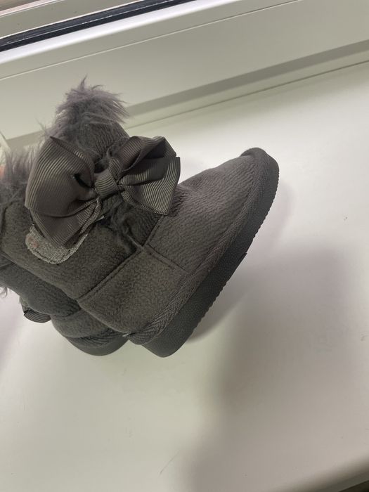 Зимові ботинки. Сапожки. Угги