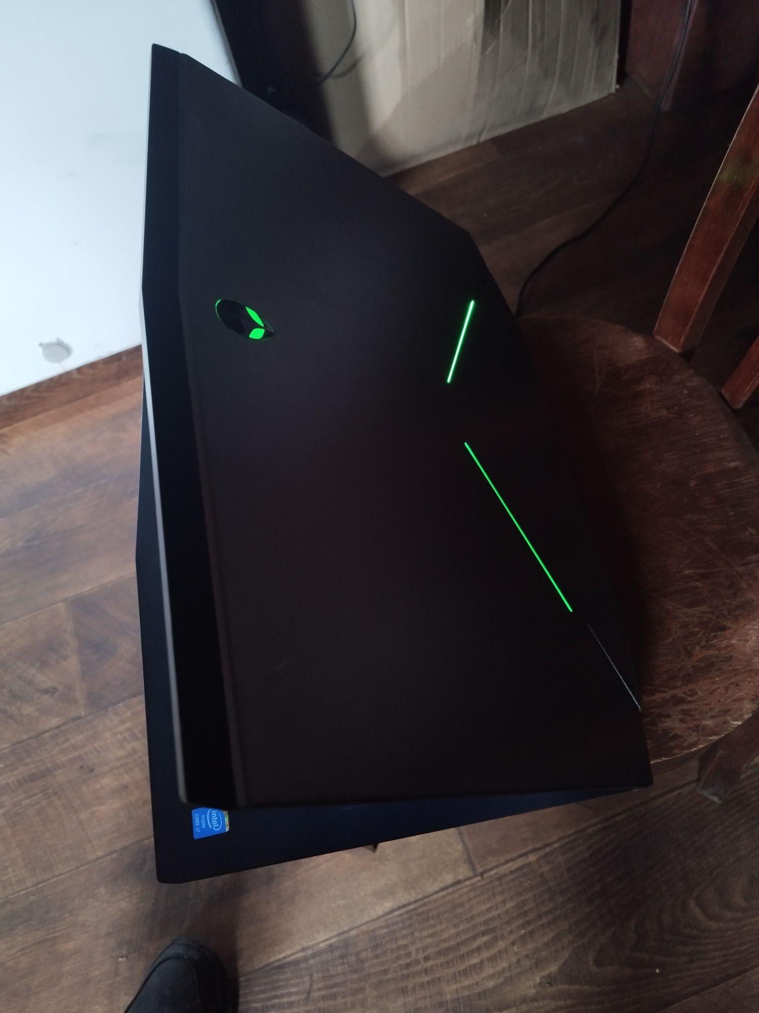 Alienware 17 4K/Nvidia k4100m 4gb/ssd 240/8 gb Озу/i7-4700mq 3,2 ghz