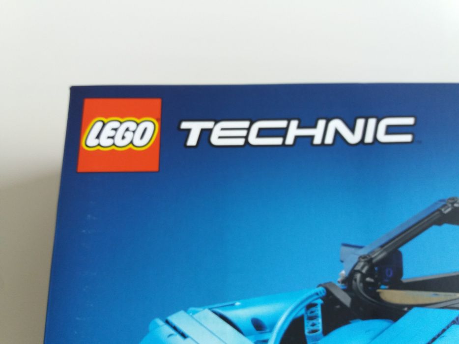 Lego Technic 42083 Bugatti Chiron. Novo. Entrega Imediata