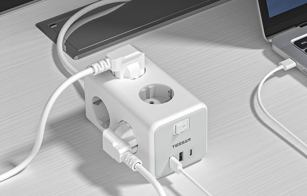 Tessan Listwa Zasilająca TS-306-C 6x AC 3x Port USB-A 3600W 16A 2m