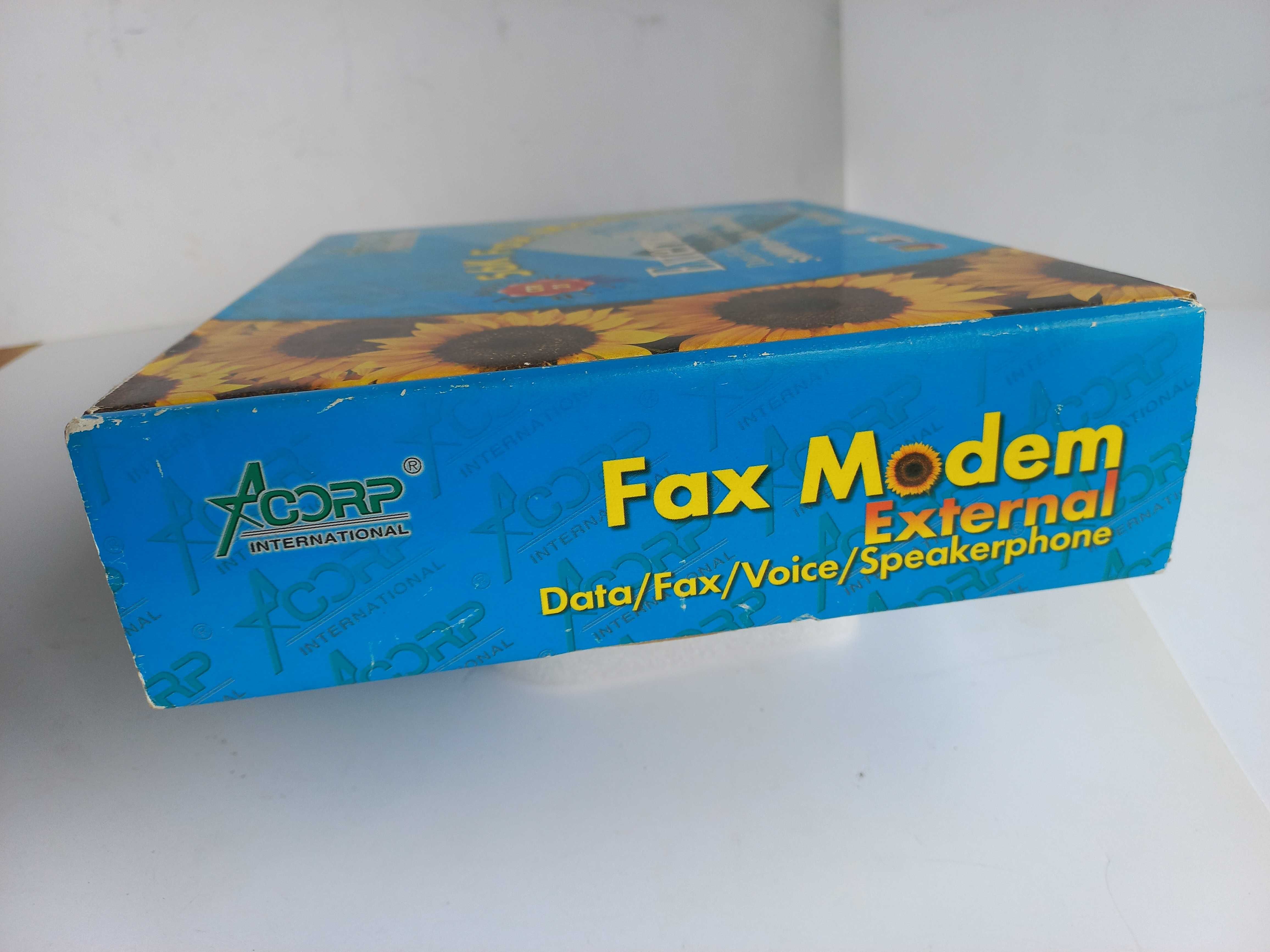 Факс модемы 1)D-Link DFM-56215 новый 2)Acorp CTR 21 56K Fax Modem, б/у