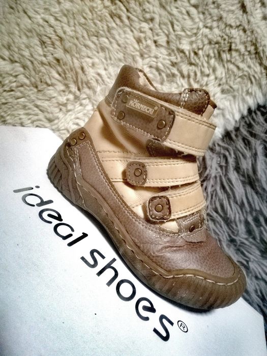 Kornecki buty zimowe ocieplane kozaki rzepy 26