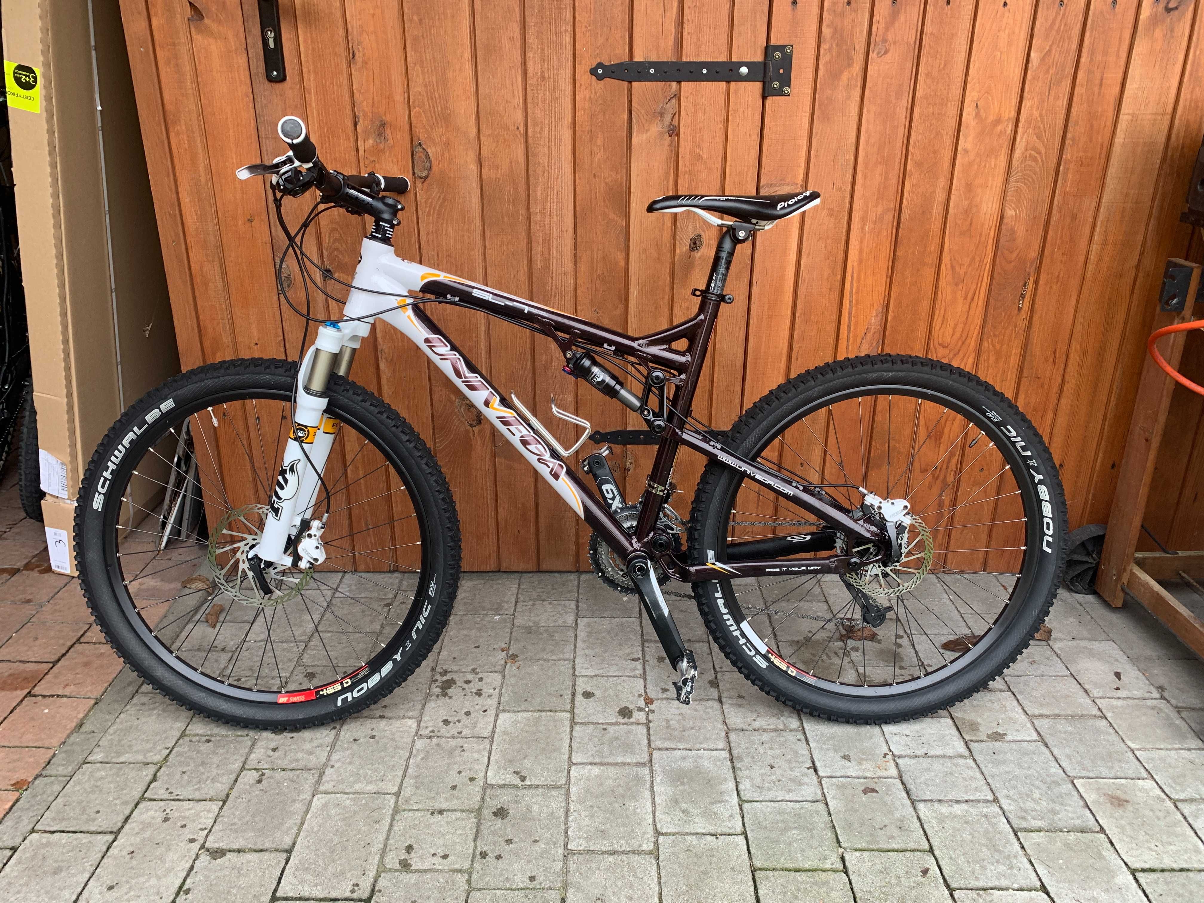 Rower Mtb UNIVEGA osprzet SRAM