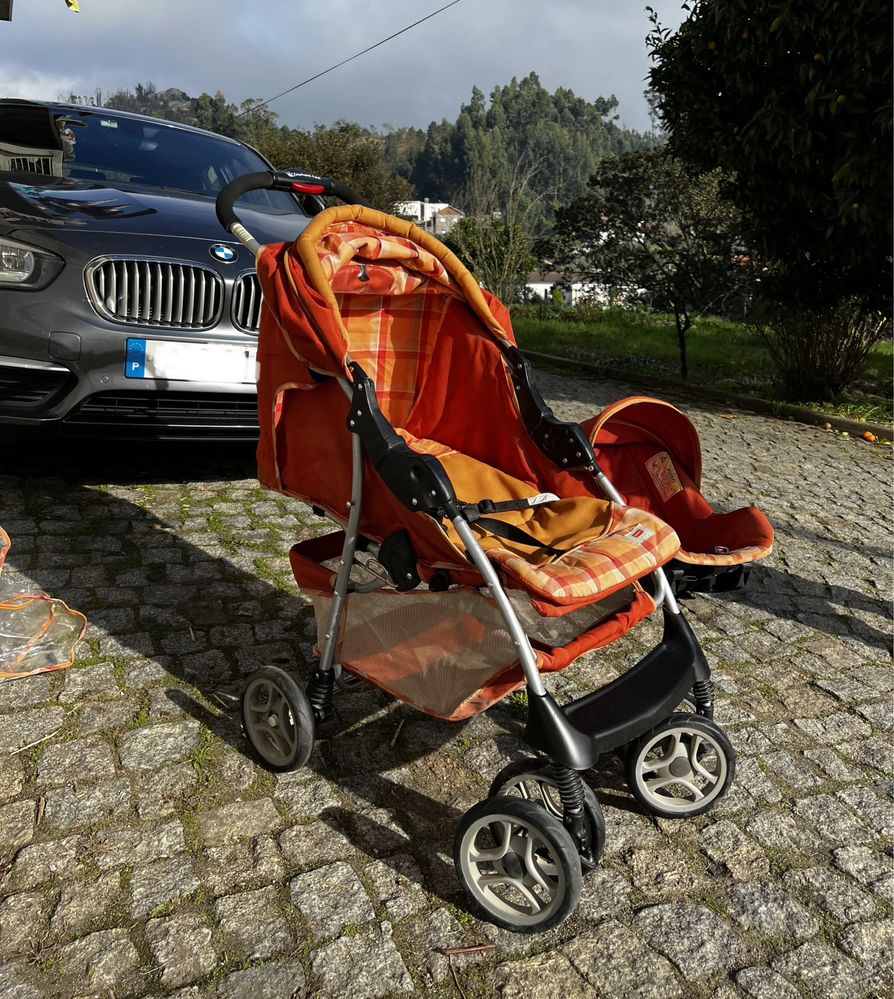Carrinho de bebe ZIPPY completo e unissexo (negociavel)