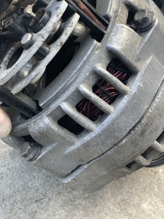 Продам генератор ваз 2110