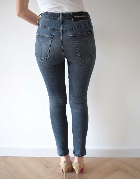 Calvin Klein w28 l30 s spodnie rurki skinny wysoki stan high waist