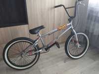 Rower BMX Mongoose legion L100