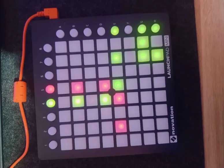 Novation Launchpad Mini MK2