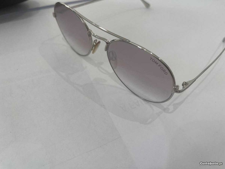 óculos de sol Tom Ford TF551 Ace 02 - T55