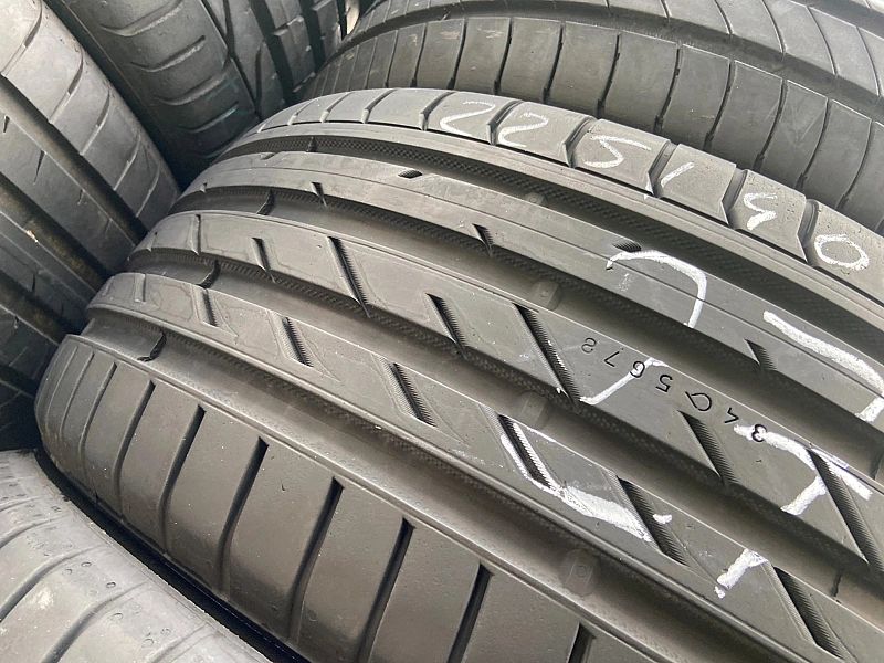 225/40/18 Nokian Z Line_6,2mm_2szt_(277)